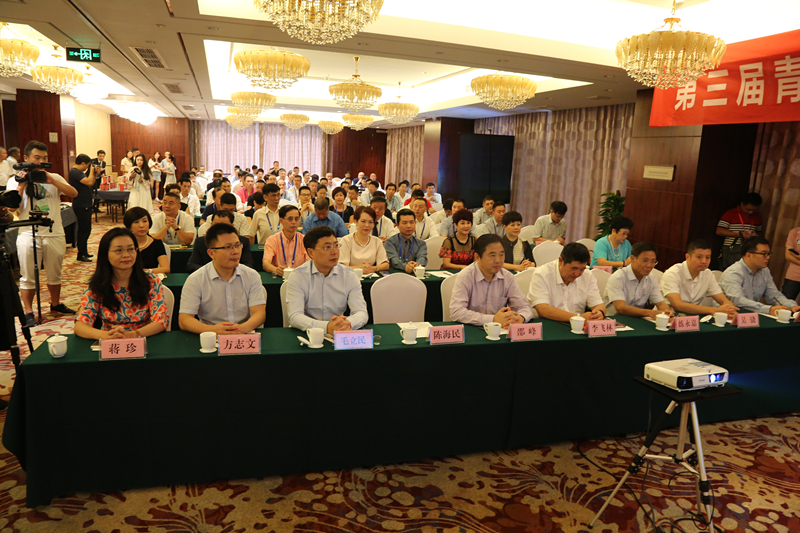 乐鱼（中国）联手青田华侨   助推“浙里”好茶香飘海外  乐鱼（中国）在第三届世界青田人大会上举行产品推介会 