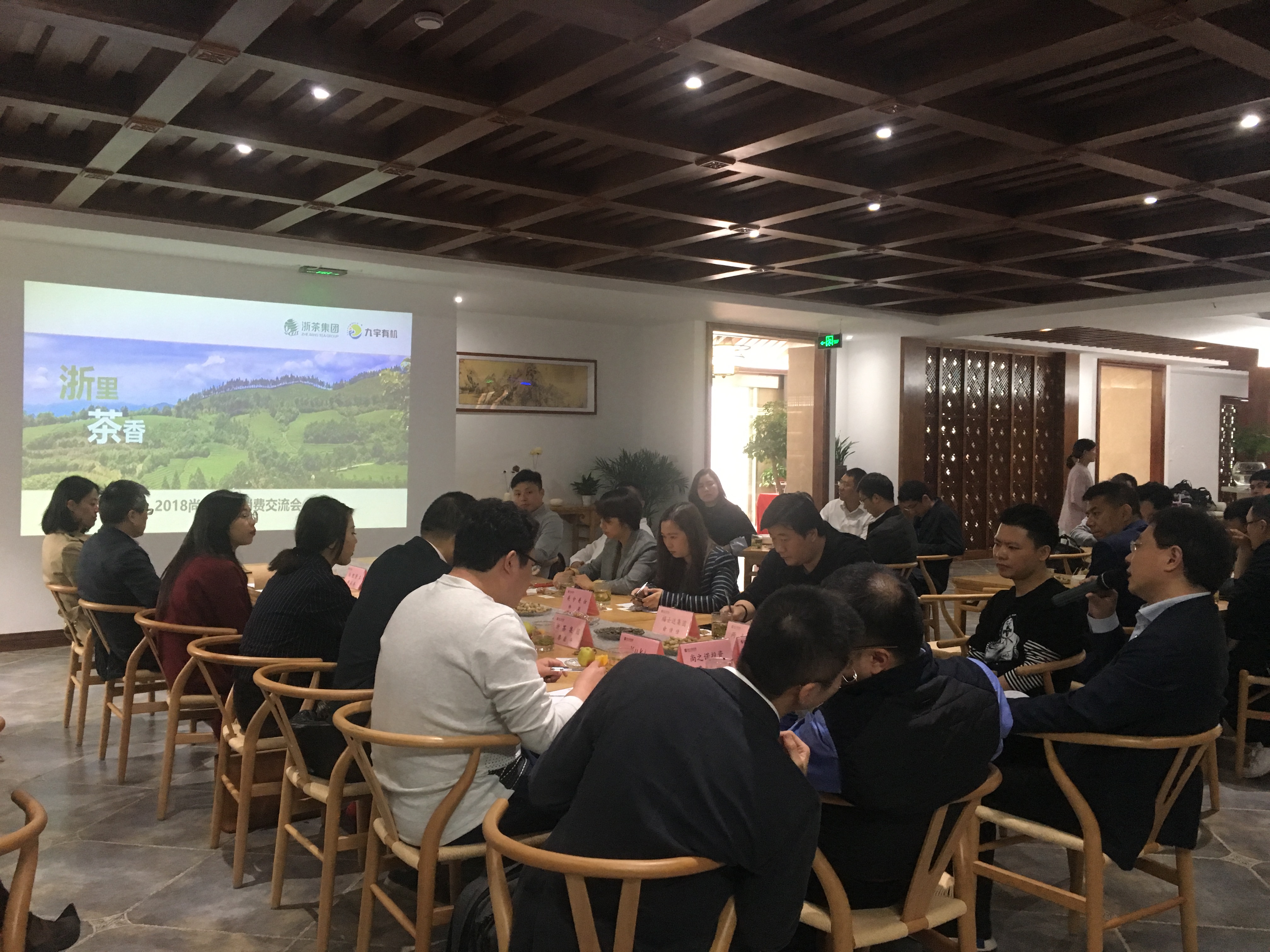 乐鱼（中国）积极探索跨界发展新路径