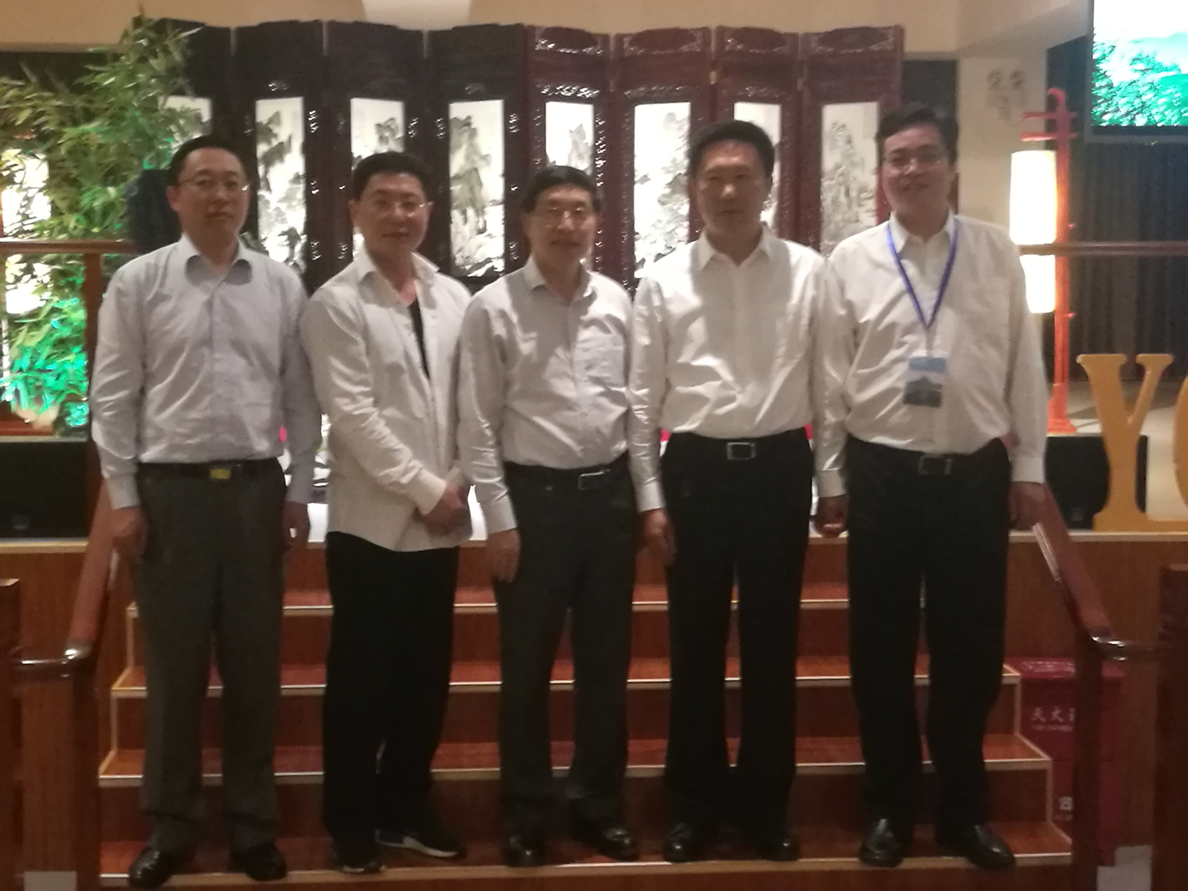 鹤峰茶商大会召开 乐鱼（中国）助力恩施打赢脱贫攻坚战