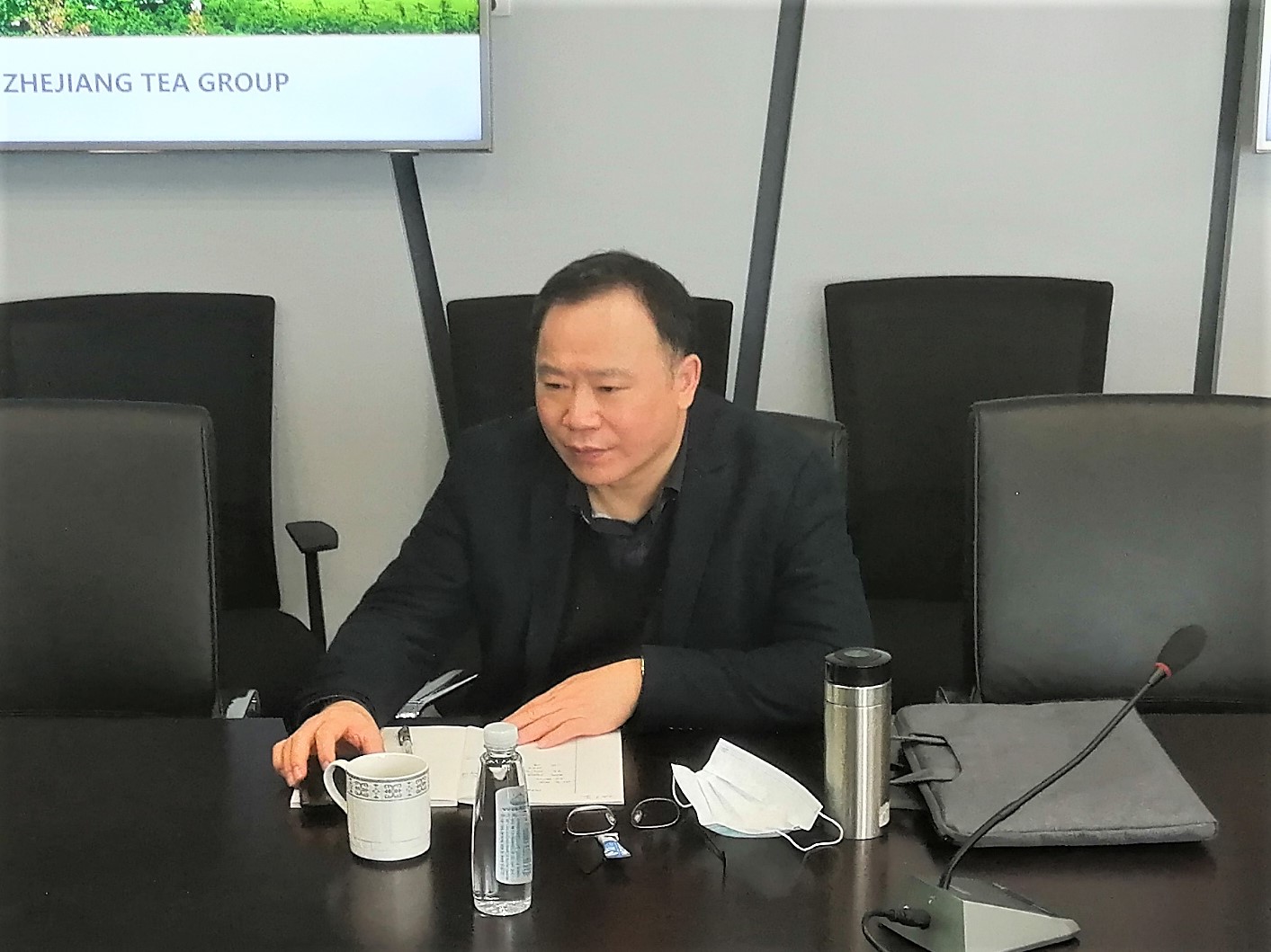 省兴合集团施建强总裁一行莅临乐鱼（中国）特种茶中心调研