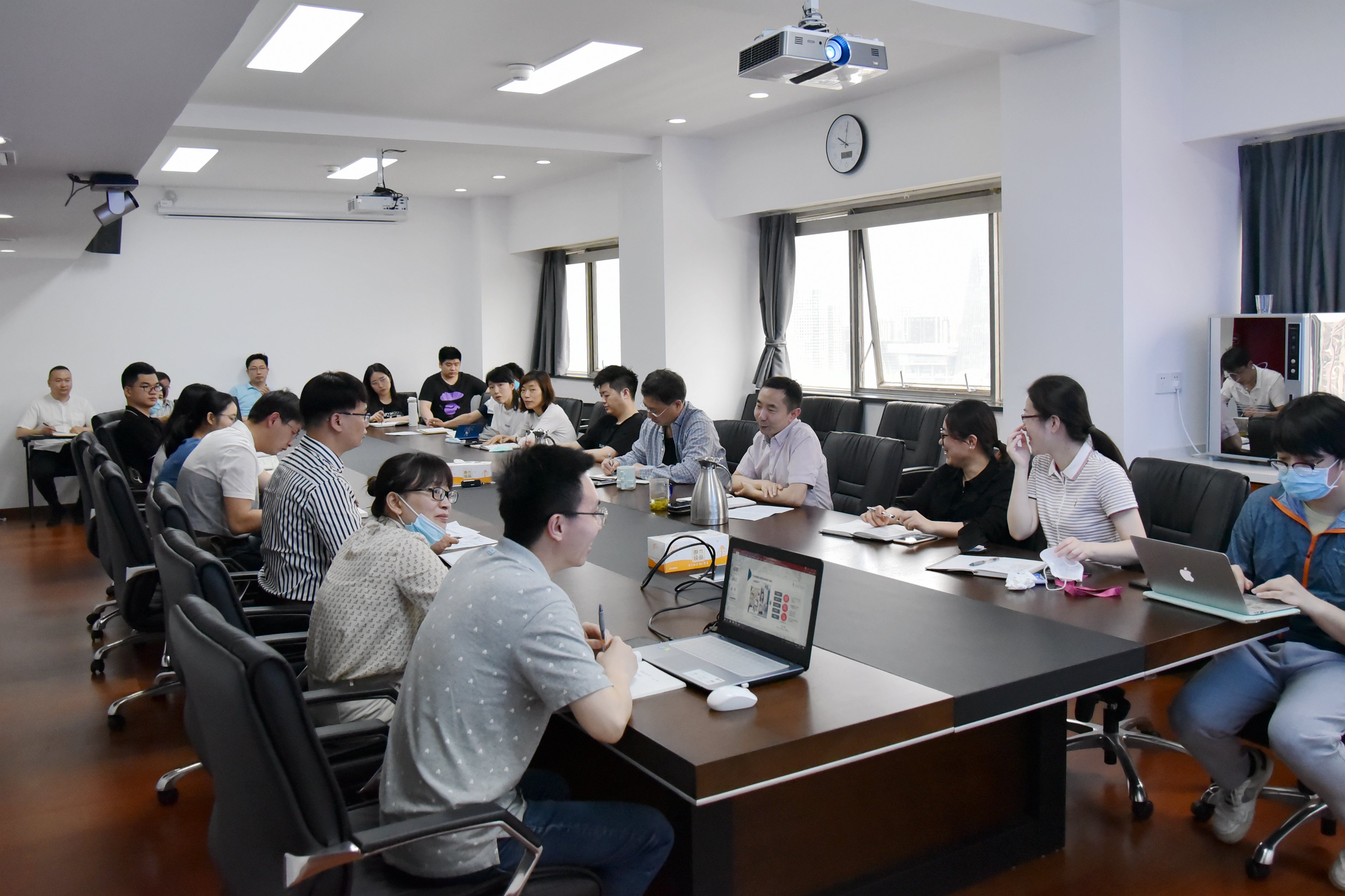 乐鱼（中国）召开第127届广交会动员会