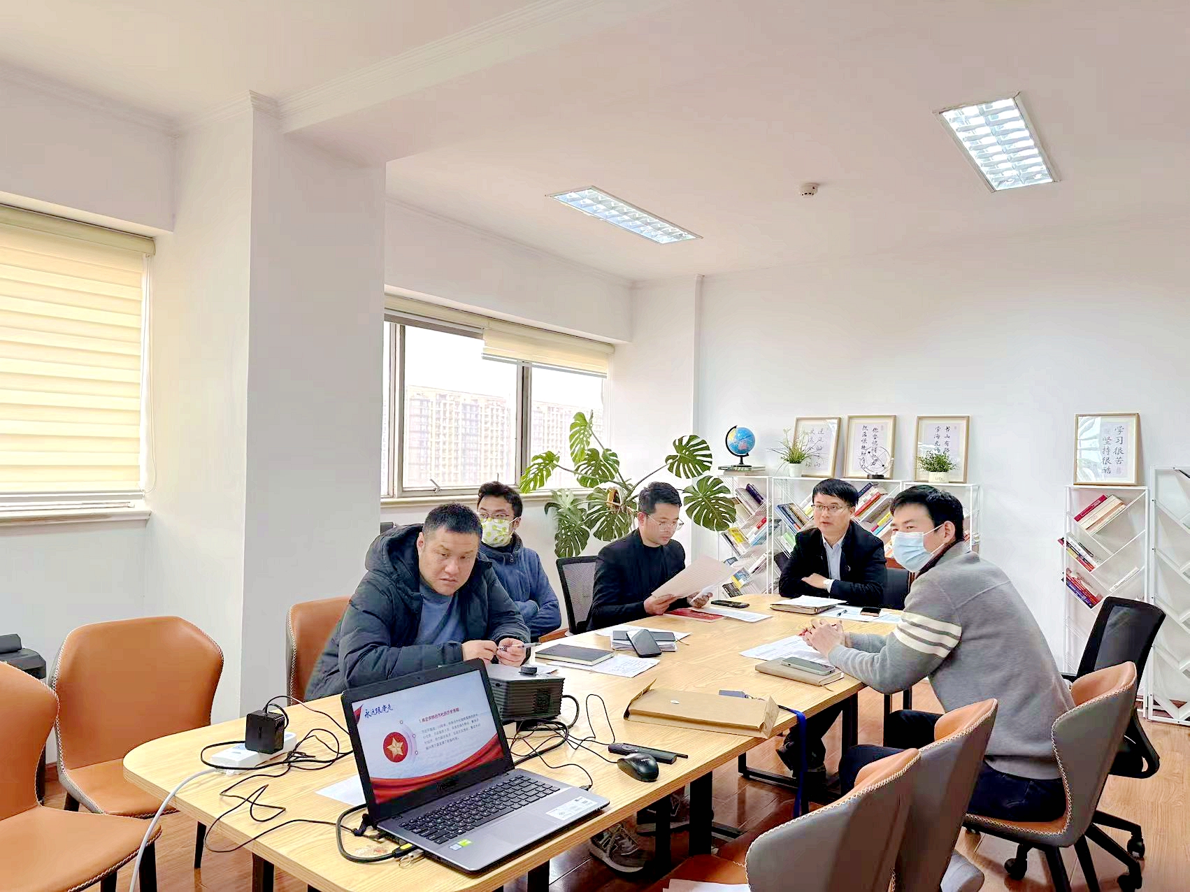 乐鱼（中国）第一党支部深入学习贯彻习近平总书记在全国供销总社成立70周年纪念会上作出的重要指示精神