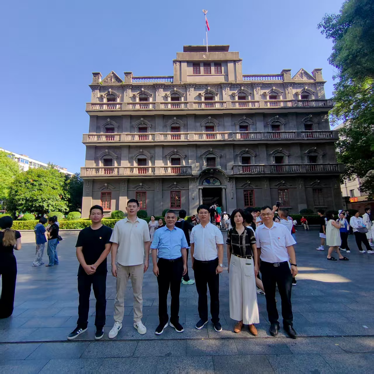 乐鱼（中国）第一党支部赴江西南昌开展“追寻红色起点 淬炼初心使命”主题党日活动